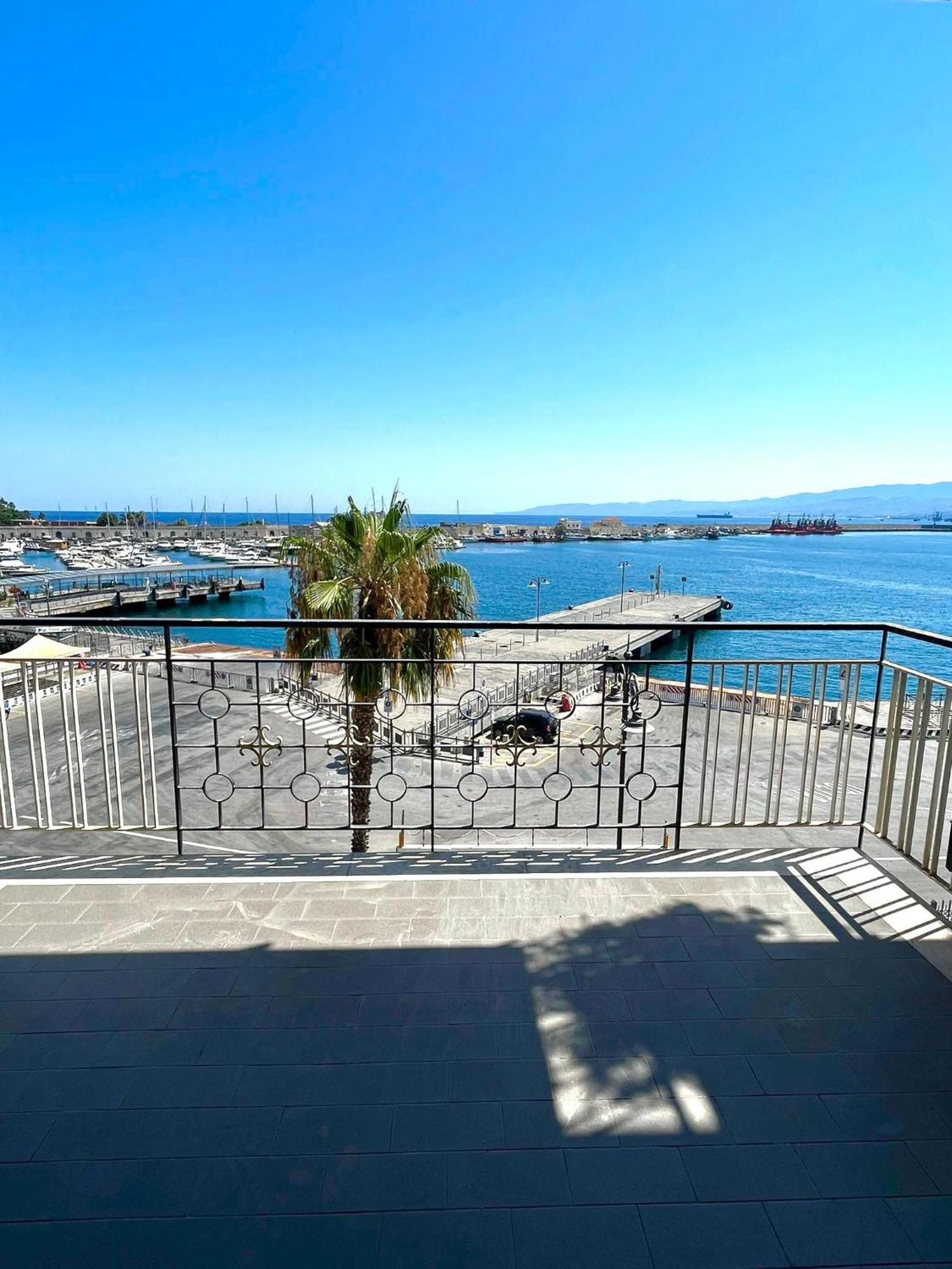 Hotel Harbor Elegance Estate Milazzo Exterior foto